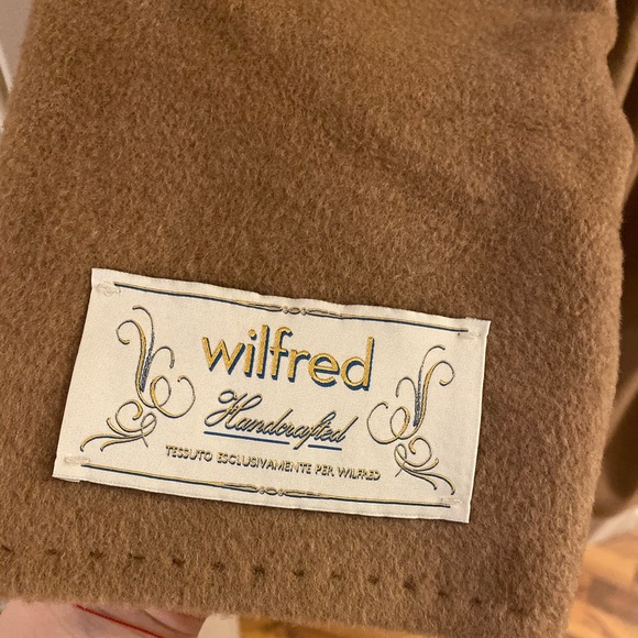 Aritzia Raffles Coat/Sold - Picture 3 of 5